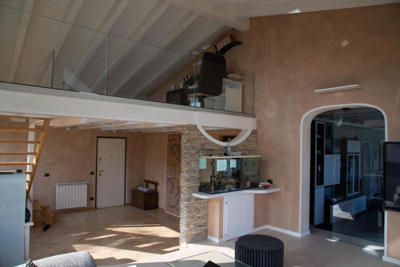 Guesthouse "Villa Tamas" Limone sul Garda Luaran gambar
