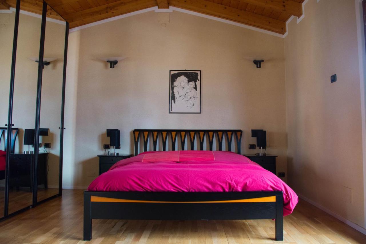 Guesthouse "Villa Tamas" Limone sul Garda Luaran gambar