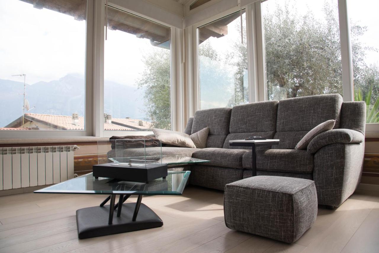 Guesthouse "Villa Tamas" Limone sul Garda Luaran gambar